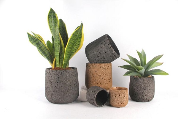 BYF ARTS & CRAFTS Paano ito pinagsama ang claymmanship ng luad na may modernong disenyo upang lumikha ng mga bagong klasikong kaldero ng planter ng stoneware?