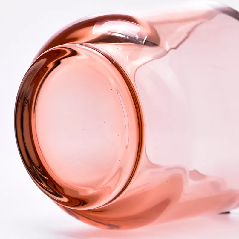 May-kulay na Glass Candle Holder
